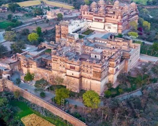 Orchha Fort